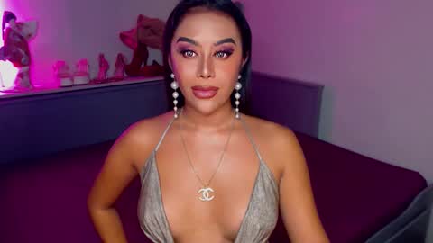 Diana online show from February 25, 12:24 pm