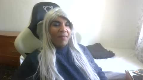 Snapshot of x225792i chatting on September 23, 11:59 am Xeranessa online show from September 23, 11:59 am