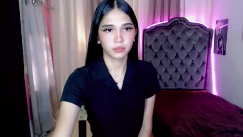 Snapshot of xairah_doux chatting on October 12, 6:49 am xairah_doux online show from October 12, 6:49 am