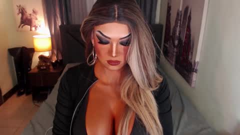 Cattaleya online show from March 11, 2:32 am