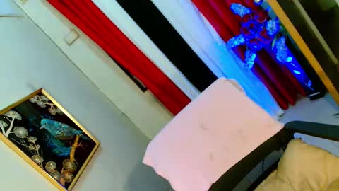 miss yasii online show from November 16, 5:12 pm