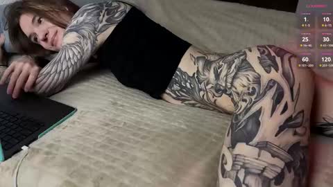 yexes online show from October 11, 4:48 am