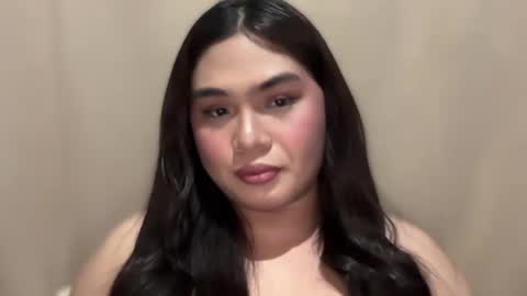 Snapshot of yllanahard chatting on December 20, 5:18 pm yllana love online show from December 20, 5:18 pm