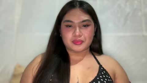 Snapshot of yllanahard chatting on January 16, 10:10 am yllana love online show from January 16, 10:10 am