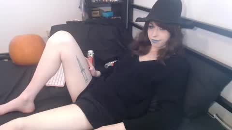 Yokai Girl online show from October 9, 9:05 pm