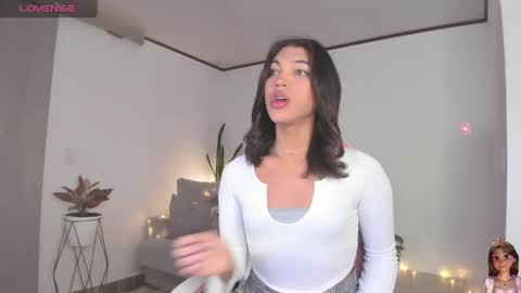 Eliza online show from April 9, 6:58 pm