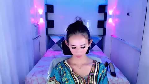 im maria love play tab00 and dirty show online show from April 1, 4:15 pm