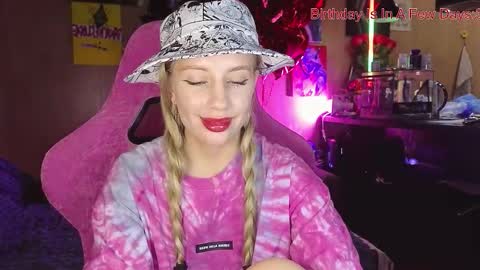 Alice  online show from September 15, 2:16 am