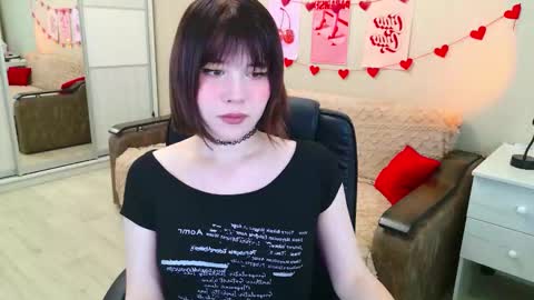 Snapshot of your_tender_doll chatting on September 11, 6:32 am Alice online show from September 11, 6:32 am