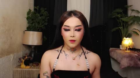 kim online show from November 2, 1:25 am