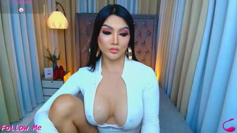 Goddess online show from March 25, 12:10 pm