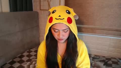 JEN  online show from January 17, 7:41 am