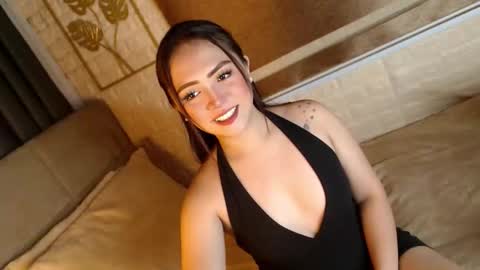 JEN  online show from November 13, 1:09 pm