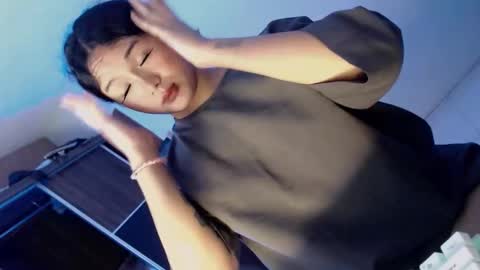 PEARL online show from September 11, 12:20 am