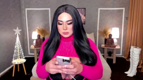 Carla online show from December 27, 1:28 pm