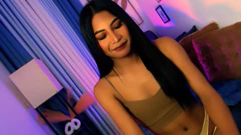 yourprettybella_ts online show from March 23, 6:02 pm