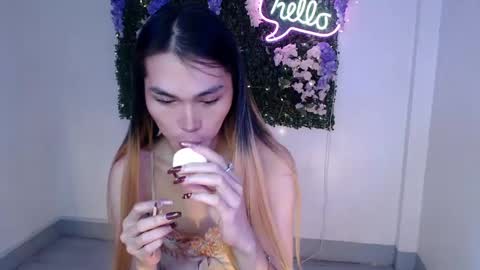    online show from January 25, 11:43 pm