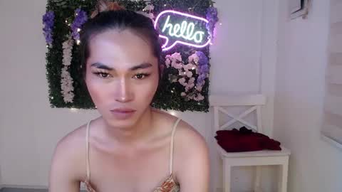    online show from February 1, 11:37 pm