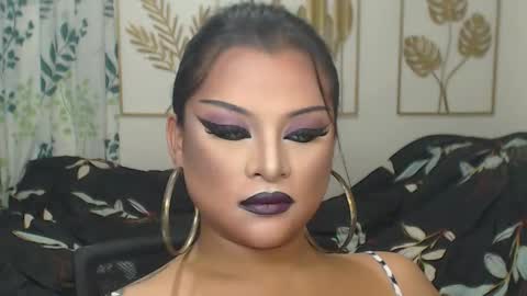 Snapshot of yourtrannyqueenxxx chatting on September 24, 11:00 pm Anastacia Grey online show from September 24, 11:00 pm