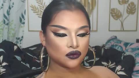 Snapshot of yourtrannyqueenxxx chatting on September 26, 10:51 pm Anastacia Grey online show from September 26, 10:51 pm