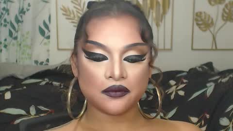 Snapshot of yourtrannyqueenxxx chatting on October 1, 11:49 pm Anastacia Grey online show from October 1, 11:49 pm