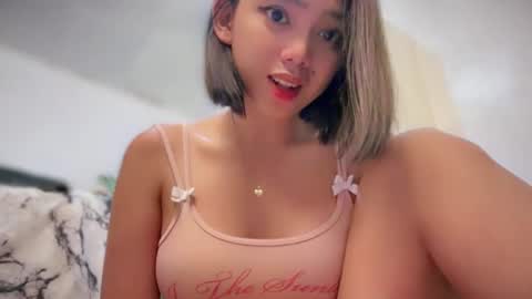 Snapshot of yowginethegreat chatting on February 28, 12:31 pm YowgineTheGreat online show from February 28, 12:31 pm