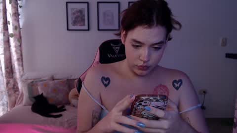 yukio3   independent model  online show from December 6, 6:33 pm