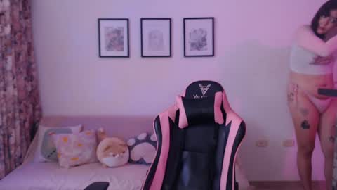 yukio3   independent model  online show from February 13, 8:55 pm