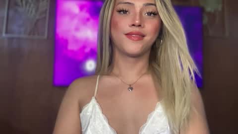 Miss Cali online show from January 12, 8:27 pm