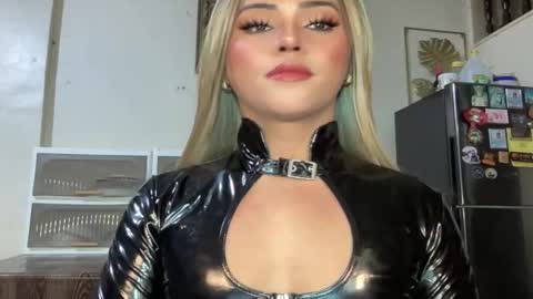 Miss Cali online show from March 12, 8:03 pm