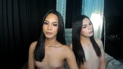 zoe_lovexoxo online show from July 12, 8:07 am