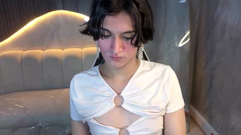 Zoe online show from December 13, 7:42 pm