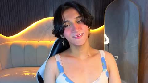 Zoe online show from December 17, 8:36 pm