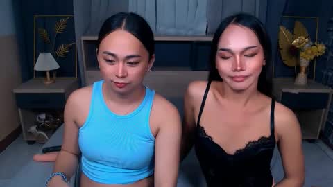 Snapshot of zoey_miles chatting on October 12, 12:35 am zoey_miles online show from October 12, 12:35 am
