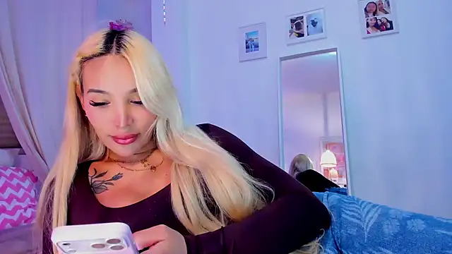  viioletweekend  online show from March 12, 7:52 pm