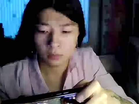 CarlyJoy online show from April 8, 1:56 pm