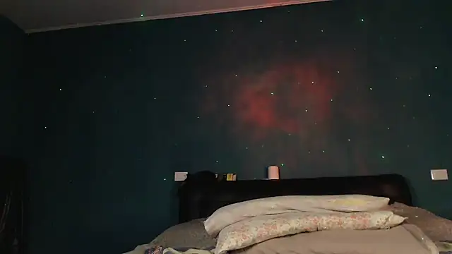 Karendolly  8 online show from April 11, 6:11 pm