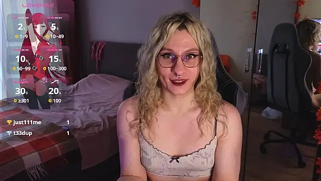 Snapshot of Lori_Myaf chatting on October 12, 1:57 pm Lori Myaf online show from October 12, 1:57 pm