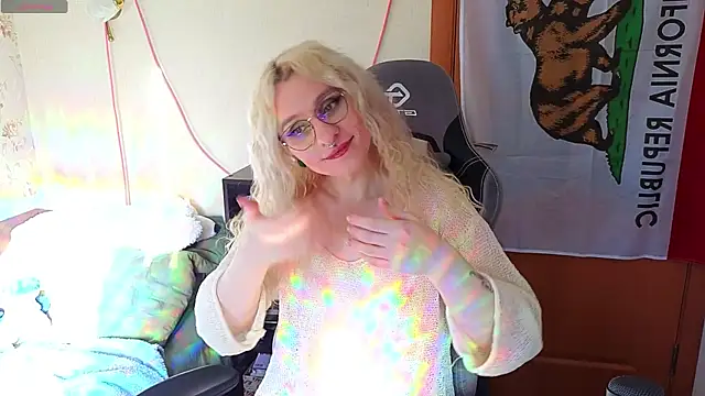 Lori Myaf online show from April 10, 2:01 pm