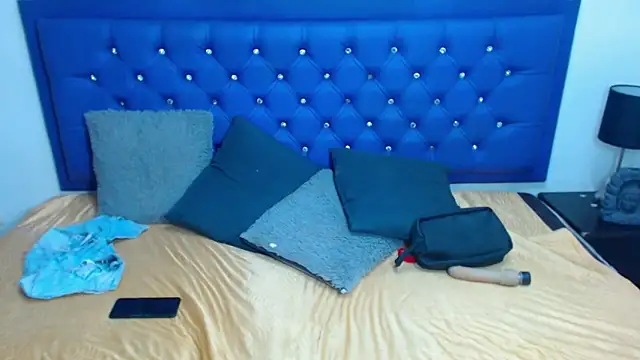 kiwii nasty online show from September 23, 4:01 pm
