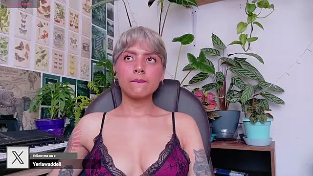 Yeriawaddell  online show from February 19, 5:42 pm