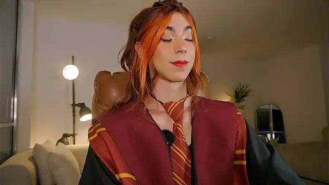 Ms Sammy online show from October 26, 11:12 pm