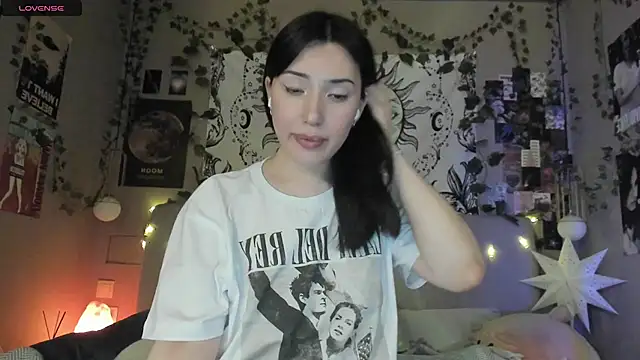 Anisawithlove online show from March 14, 6:23 pm