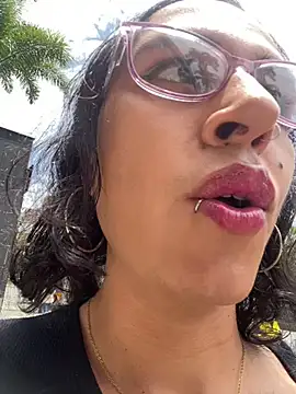 Ari-Hall online show from March 20, 8:29 pm