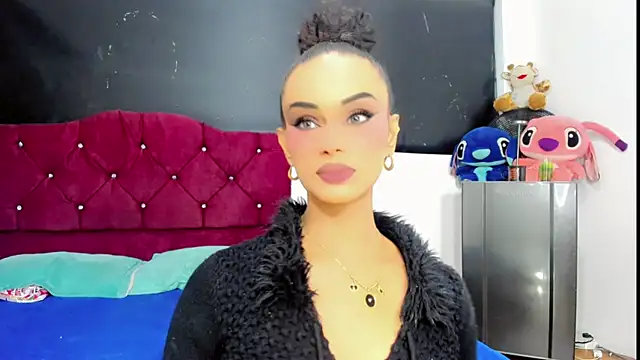  Riannagarcia  online show from July 8, 7:34 am