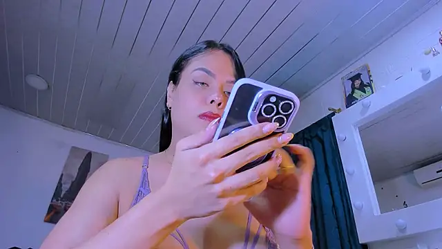 LatinVenuz online show from February 8, 6:08 am