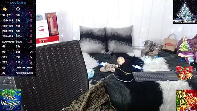 SofiaMadisson online show from December 22, 1:44 pm