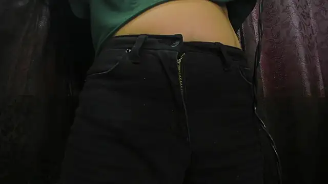 Ammy Connor1 online show from January 14, 9:35 pm