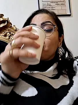 GabrielleInk online show from December 22, 11:09 pm