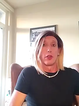 AlexiaXXL online show from April 19, 4:57 am